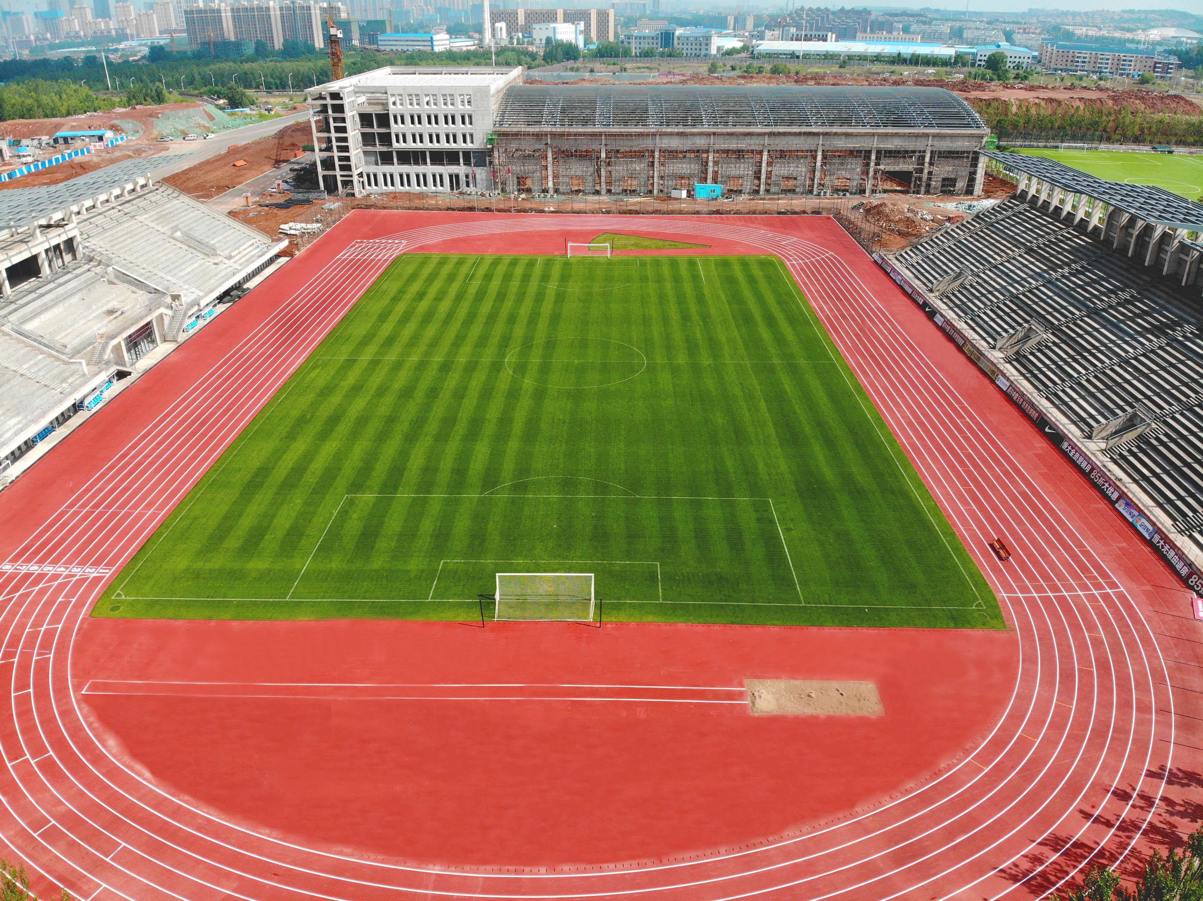 天水市预制型跑道新国标塑胶跑道 - 一站式服务
